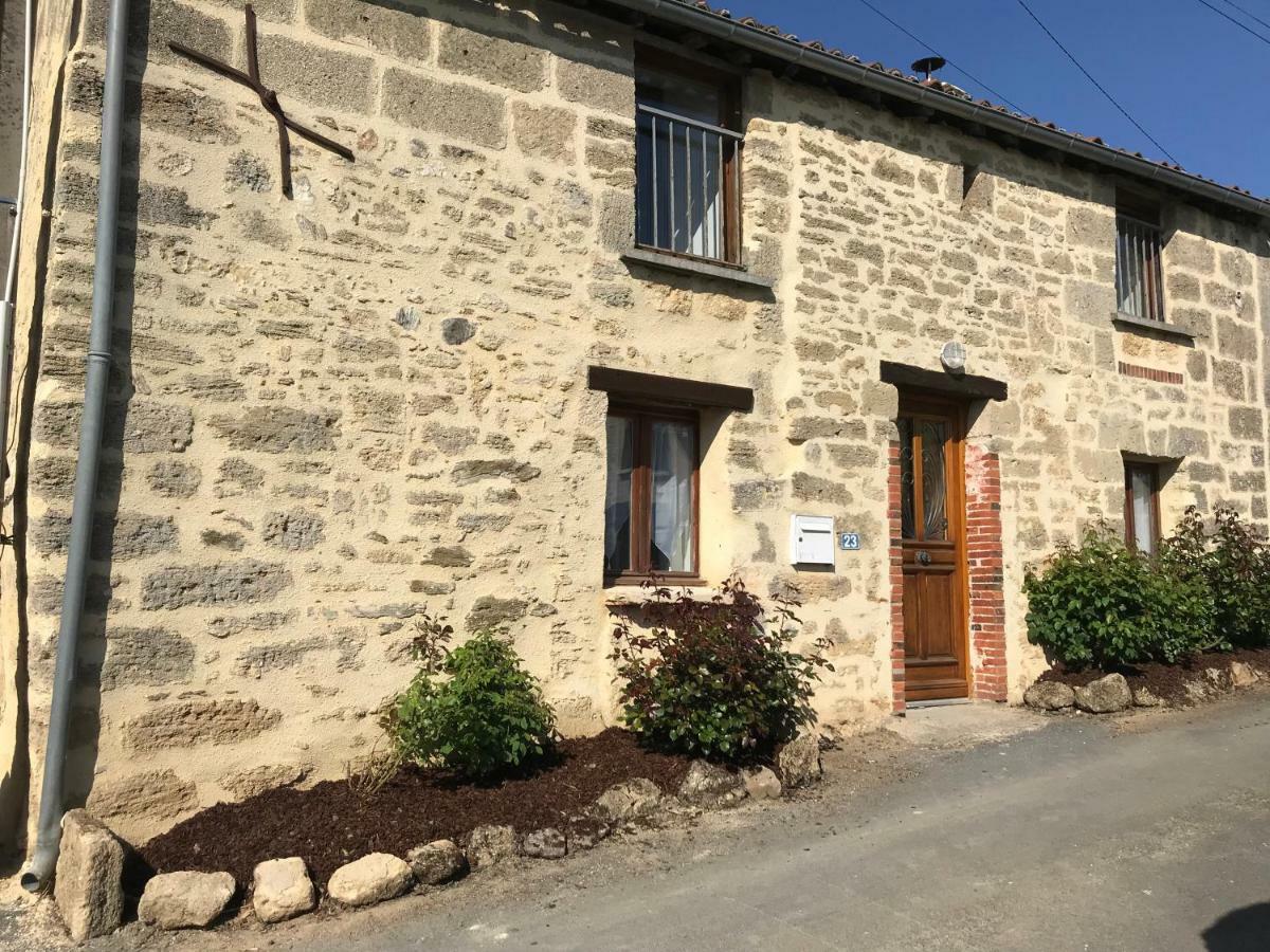 Maison De Charme Concourson-sur-Layon Exteriör bild